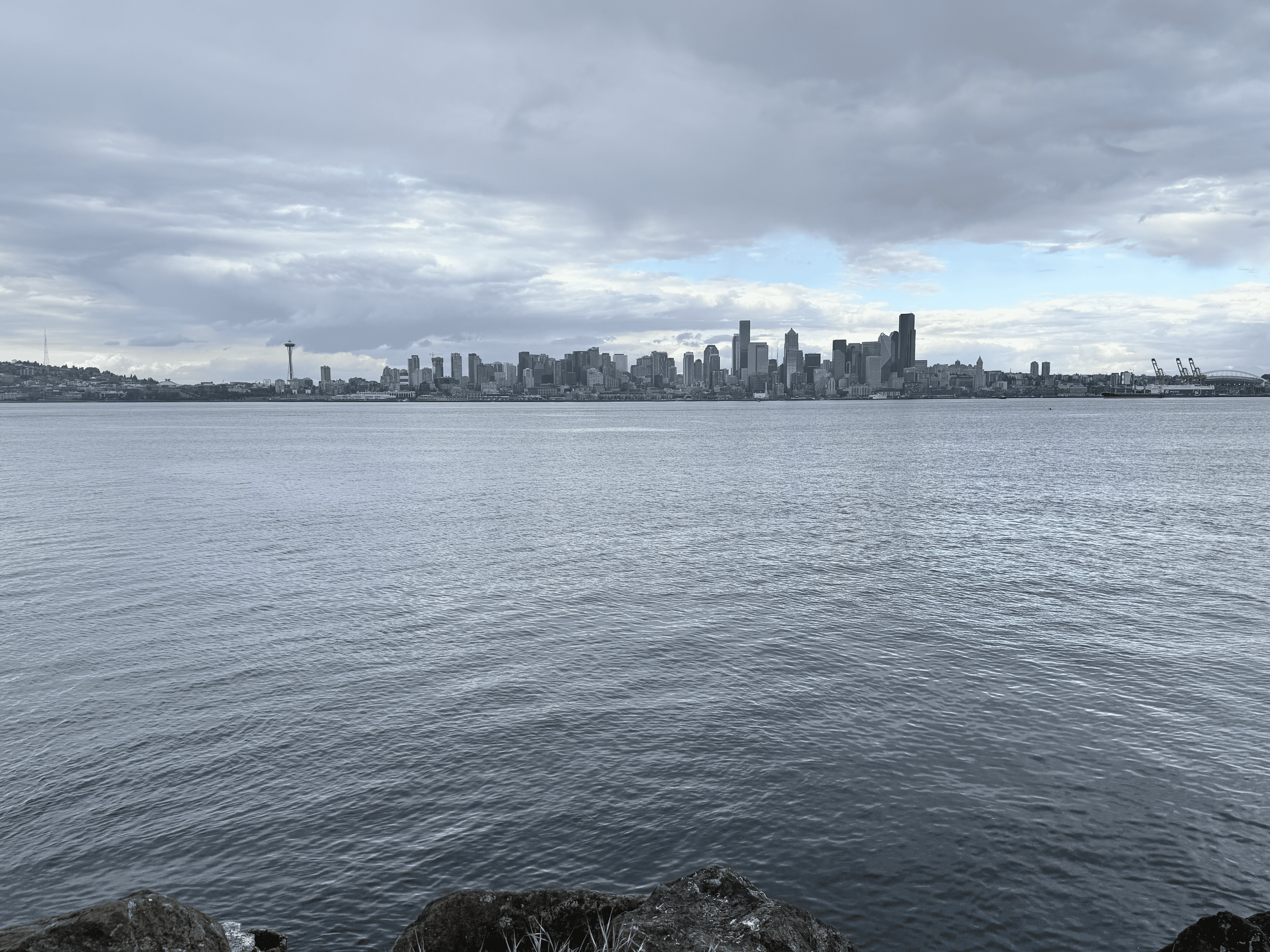 living in Seattle WA skyline photo