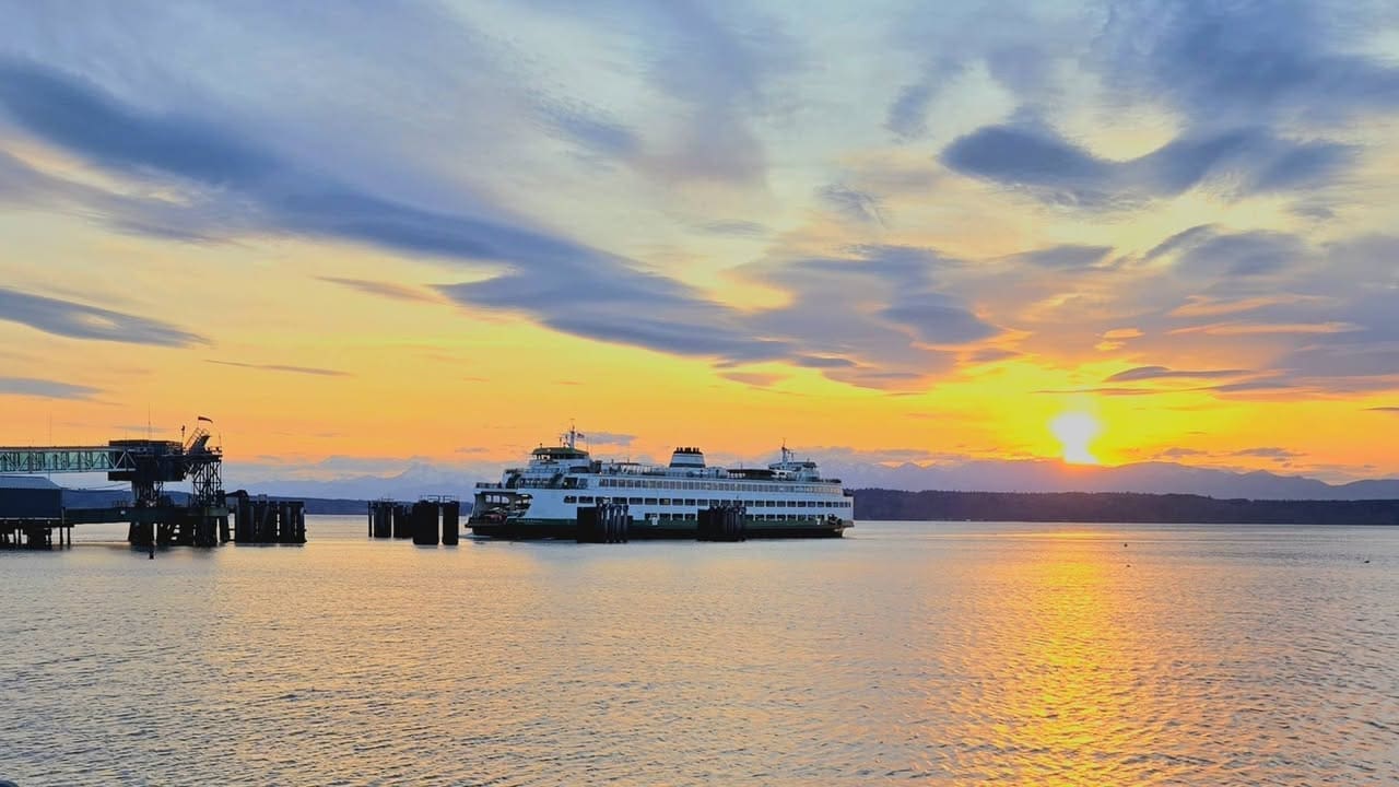 mukilteo ferry dock sunset